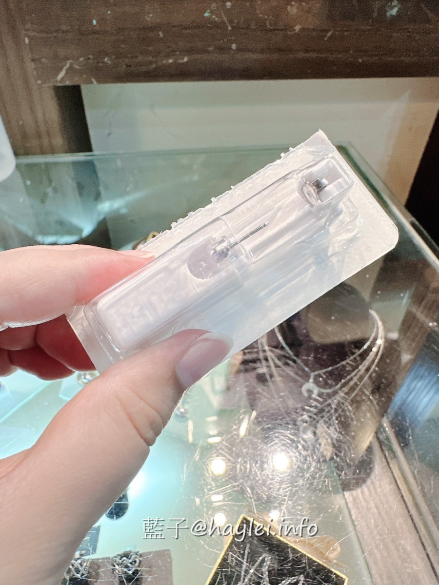 新竹市東區-破銅爛鐵飾品店｜台灣原創設計純銀飾品專賣店-店內飾品精美且種類眾多，不論送禮(生日禮物/情人節禮物)或自用都有很大的選擇空間，還提供代客穿耳服務唷~ 彩妝品 彩妝品分享 攝影 民生資訊分享 穿搭分享 