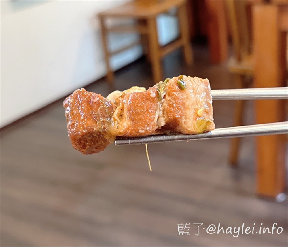 台中南屯美食/台中景觀餐廳/寵物友善餐廳/田寮農莊-古早傳承總舖師的辦桌手路菜,大部分食材都是自家種植,連內用可續的米飯都是自己種的台梗九號米混紫米口感彈Q,是台中親子旅遊農家樂首選~在台中高鐵巷弄內發現桃花源,內設停車場,可以一邊享受道地的台中田園料理,一邊觀賞秘境的田園風光!台中美食/傳統農家菜/辦桌菜/台灣料理/台中辦桌美食/台中旅遊景點/台中落羽松秘境/藍子愛美食 中式料理 台中美食 國內旅遊 攝影 民生資訊分享 飲食集錦