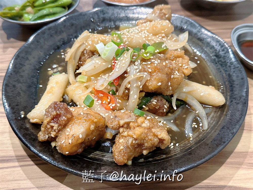 台北大安/韓老二烤肉餐廳-焦香誘人的韓國烤肉、美味豐富的韓式料理,樣樣都很不錯,還有小菜跟生菜無限量供應,絕對是近忠孝復興捷運站的聚餐好去處~台北美食/台北燒烤/台北烤肉/小菜吃到飽/台北餐廳/大安美食/忠孝復興捷運美食/藍子愛美食 國內旅遊 攝影 民生資訊分享 飲食集錦