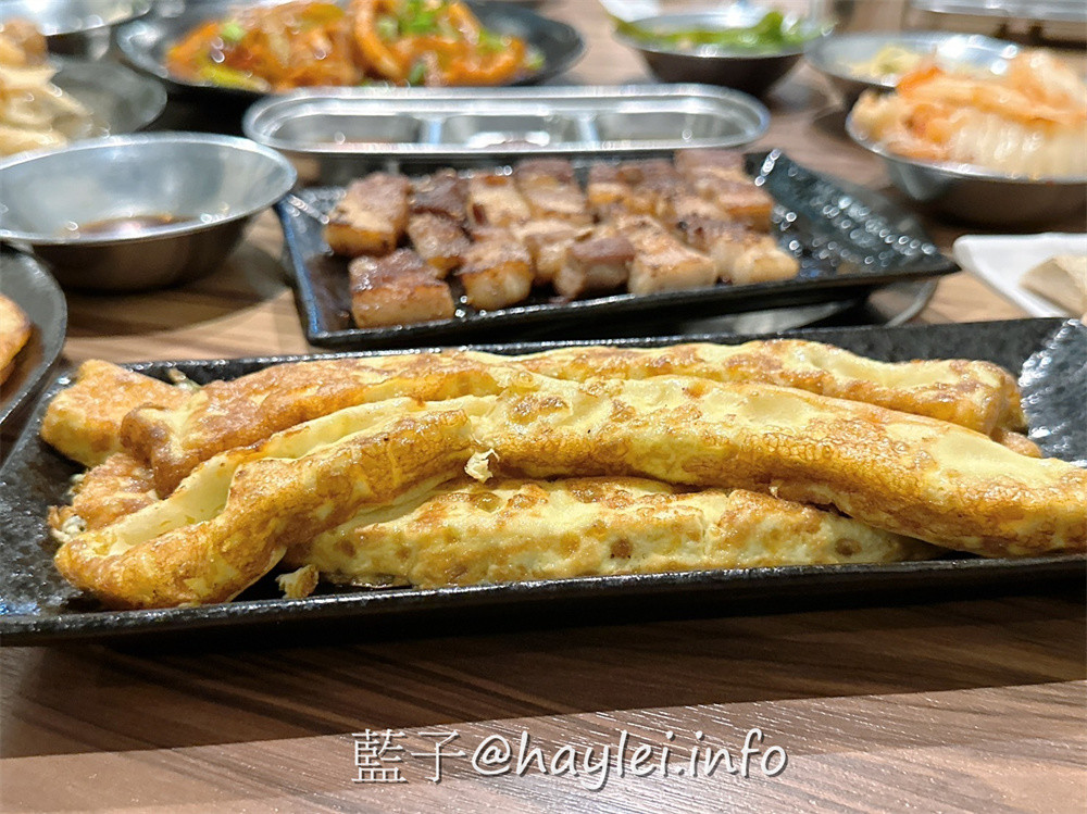 台北大安/韓老二烤肉餐廳-焦香誘人的韓國烤肉、美味豐富的韓式料理,樣樣都很不錯,還有小菜跟生菜無限量供應,絕對是近忠孝復興捷運站的聚餐好去處~台北美食/台北燒烤/台北烤肉/小菜吃到飽/台北餐廳/大安美食/忠孝復興捷運美食/藍子愛美食 國內旅遊 攝影 民生資訊分享 飲食集錦