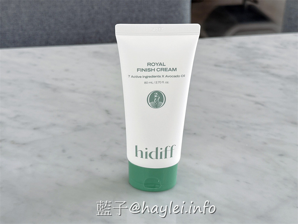 韓國保養品分享-Hidiff-綠珍珠系列是專為敏弱肌膚推薦的韓式養膚美妝保養，透過綠珍珠潤肌泡泡化妝水、綠珍珠 D-泛醇 3% 高濃縮水精華、綠珍珠酪梨修護乳霜等層層修護，使肌膚煥發珍珠般細緻光澤。 彩妝品 彩妝品分享 攝影 