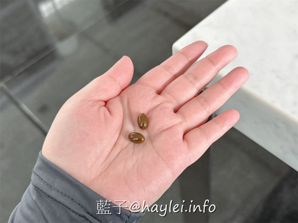 優橋自然食研蜆精膠囊-嚴選花蓮黃金蜆並結合日本技術濃縮萃取，能快速補充胺基酸、肝醣及鋅等營養，膠囊體積小巧且吃起來無異味，便於日常保養，適合經常熬夜或容易累的上班族們來吃~健康養生/營養補給/保健補劑/藍子愛保養 健康養身 宅配食記 攝影 民生資訊分享 飲食集錦 