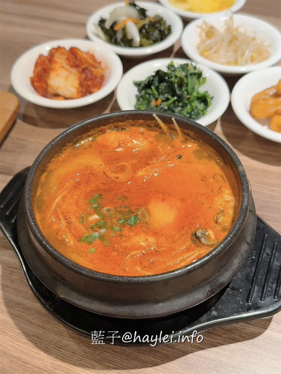 台中西屯美食/北村豆腐家JMall店-298起開吃還享韓式小菜自助吧!台中美食/藍子愛美食/台中異國美食/台中韓式料理/韓國料理/韓餐推薦/小菜吃到飽/台中餐廳推薦/近澄清醫院中港大樓/台中BRT澄清醫院站 台中美食 國內旅遊 攝影 民生資訊分享 飲食集錦